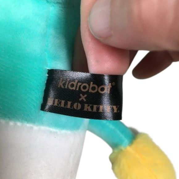 Hello Kitty Star Sign Zodiac Taurus 15" Plush Toy Sanrio KidRobot Twinkle 2021 - Picture 11 of 12